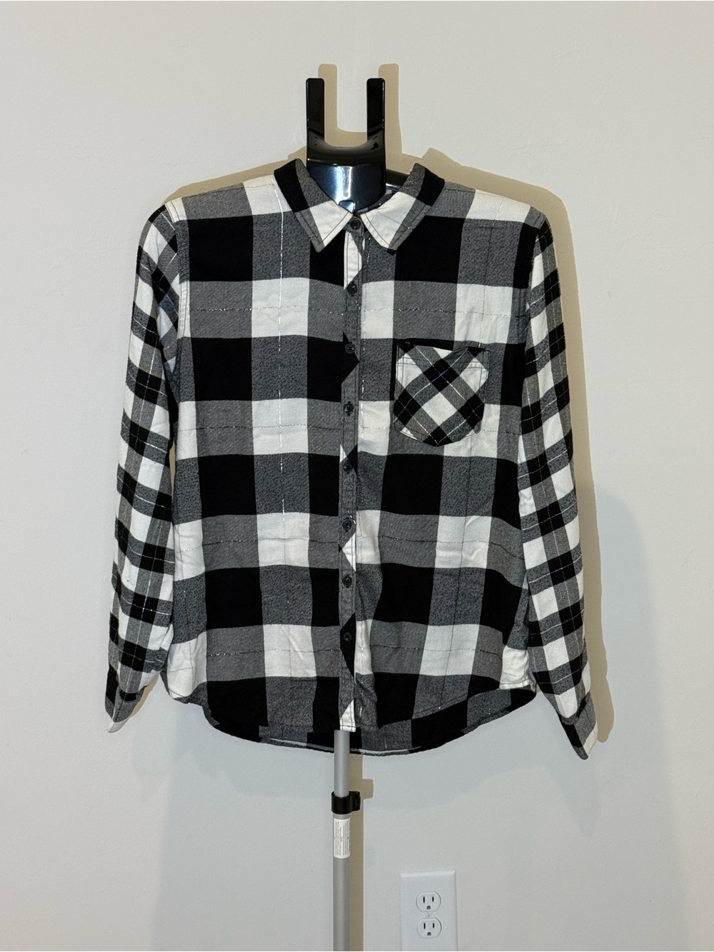 Maurices Black & White Plaid Button-Down Shirt